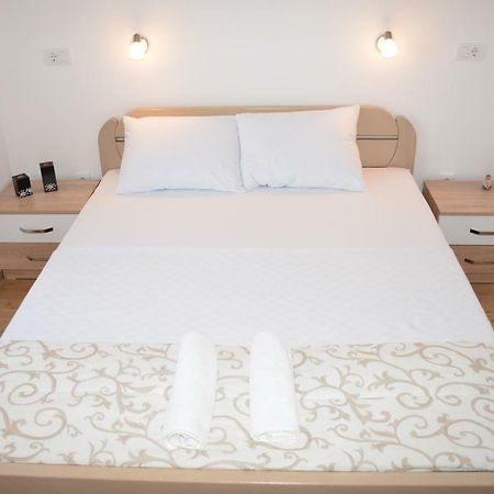 Apartmani Gaga Tivat Exteriér fotografie