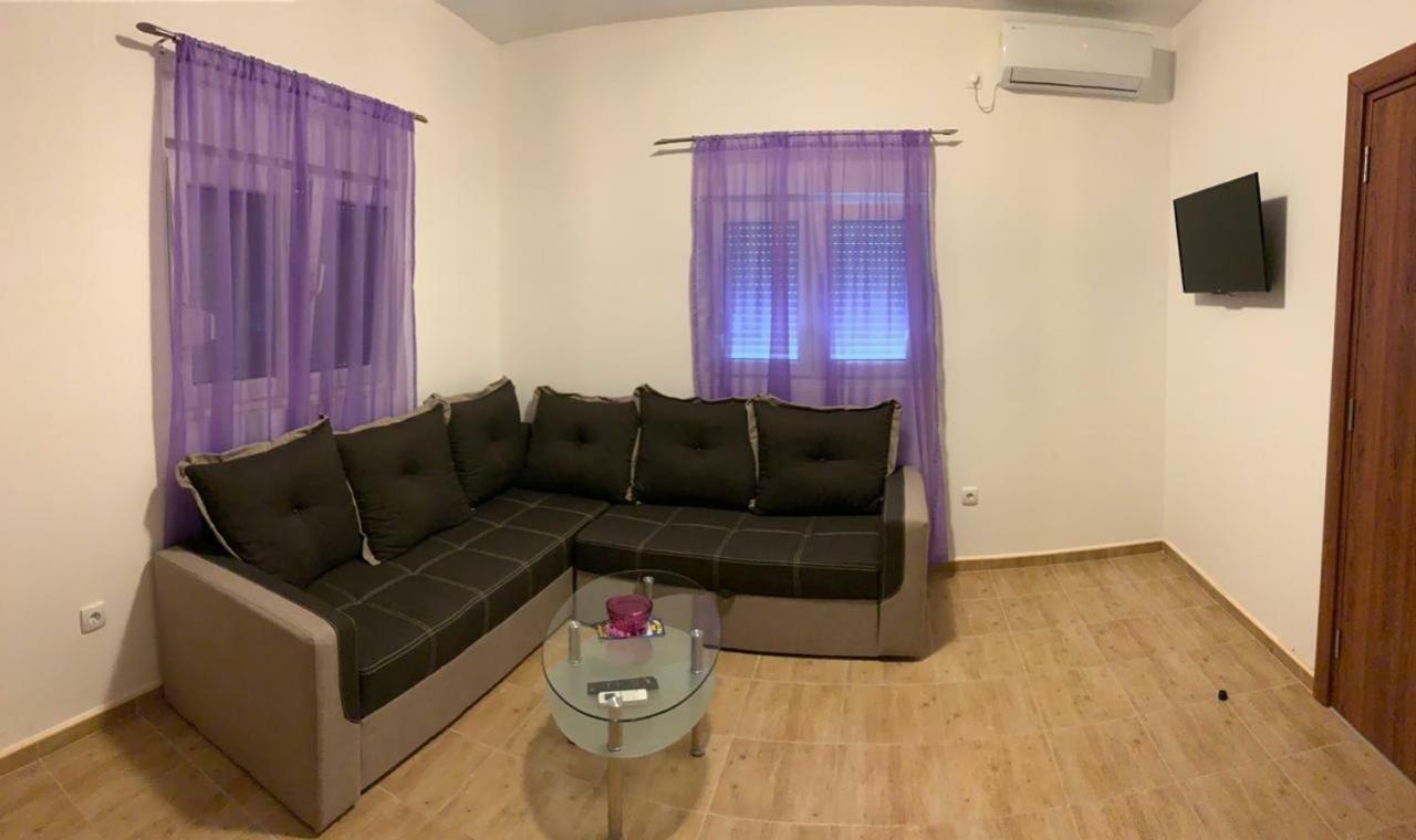 Apartmani Gaga Tivat Exteriér fotografie